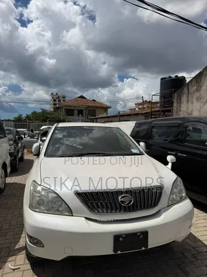 Toyota Harrier 2006 White