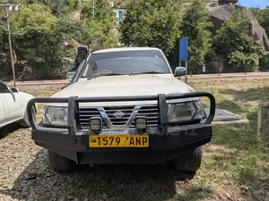 Nissan Patrol 2007 White