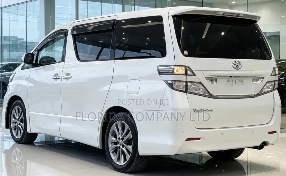 Toyota Alphard 2009 White