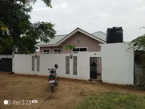 3bdrm House in Mchakama Real, Bunju for sale