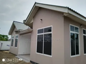 3bdrm House in Mchakama Real, Bunju for sale