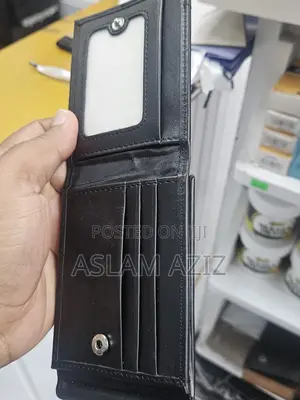Wallet Za Kiume Na Kike