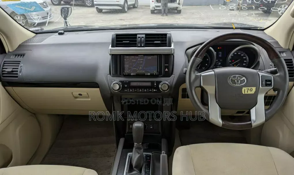 Toyota Land Cruiser Prado 2017 Black