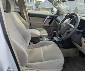 Toyota Land Cruiser Prado 2019 White