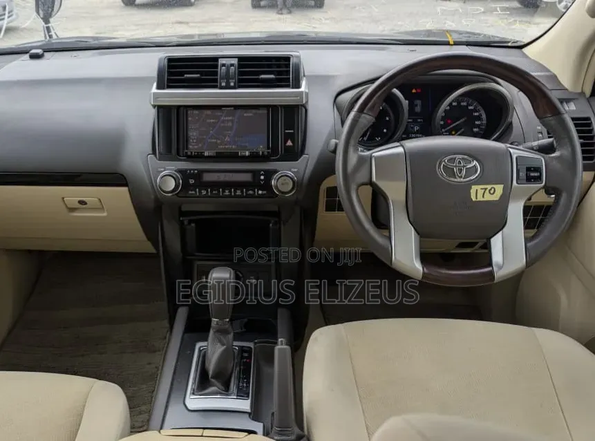 Toyota Land Cruiser Prado 2017 Black