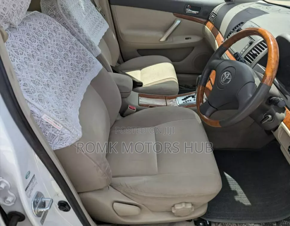 Toyota TownAce Noah 2001 White