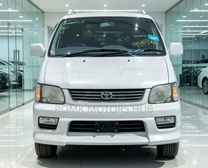 Toyota Noah 2001 White