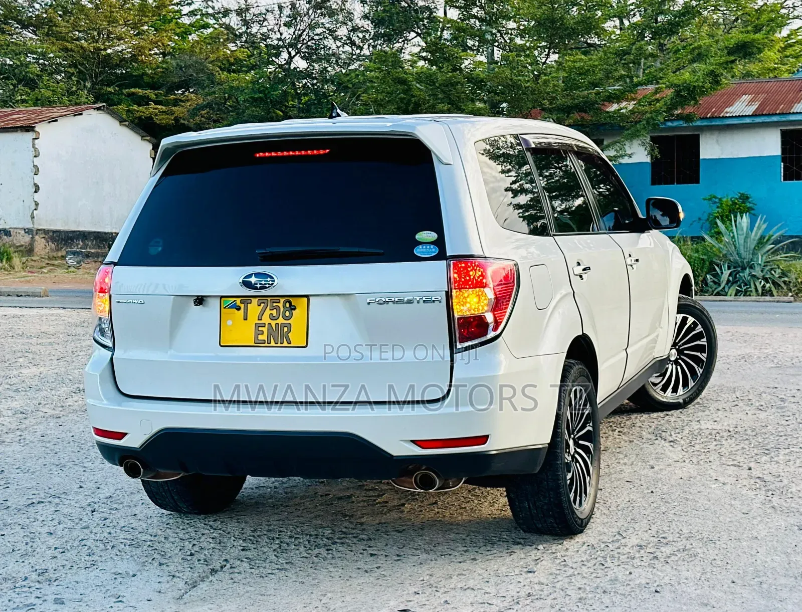 Subaru Forester 2011 White