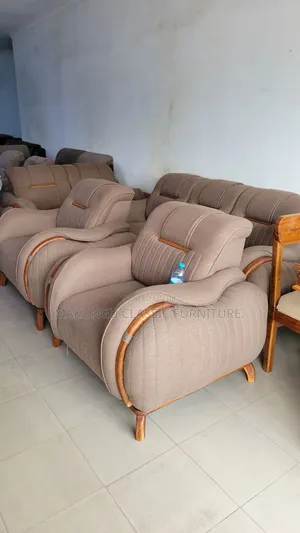 Sofa Sets Za 3:2:1:1 Aina Ya Tepe Zipo Tayari Ofisini