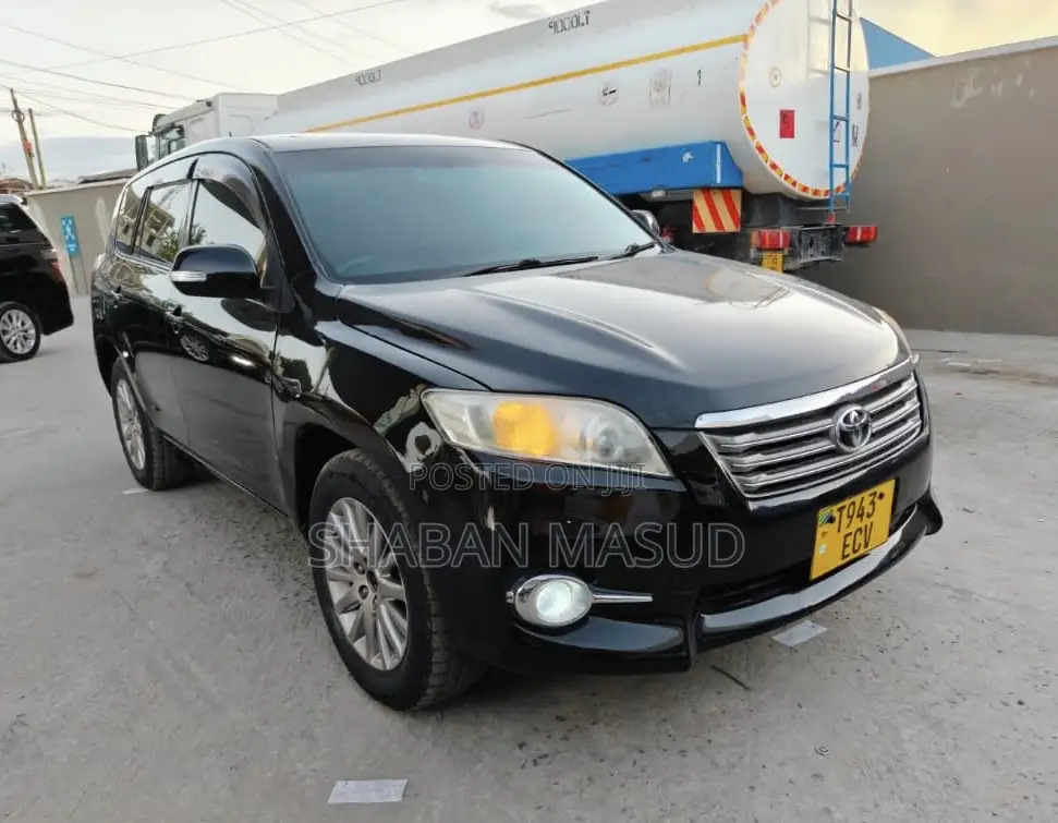 Toyota Vanguard 2010 Black