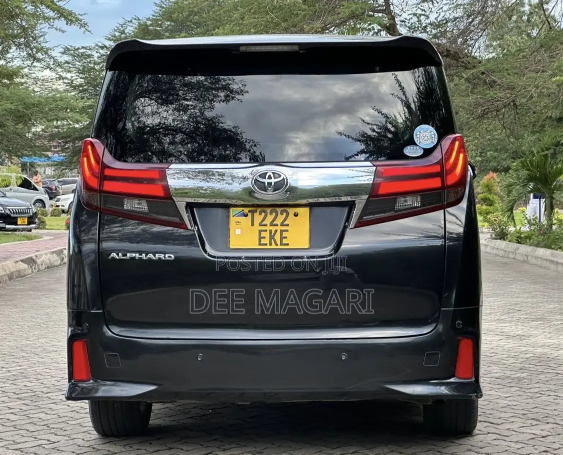 Toyota Alphard 2016 Black