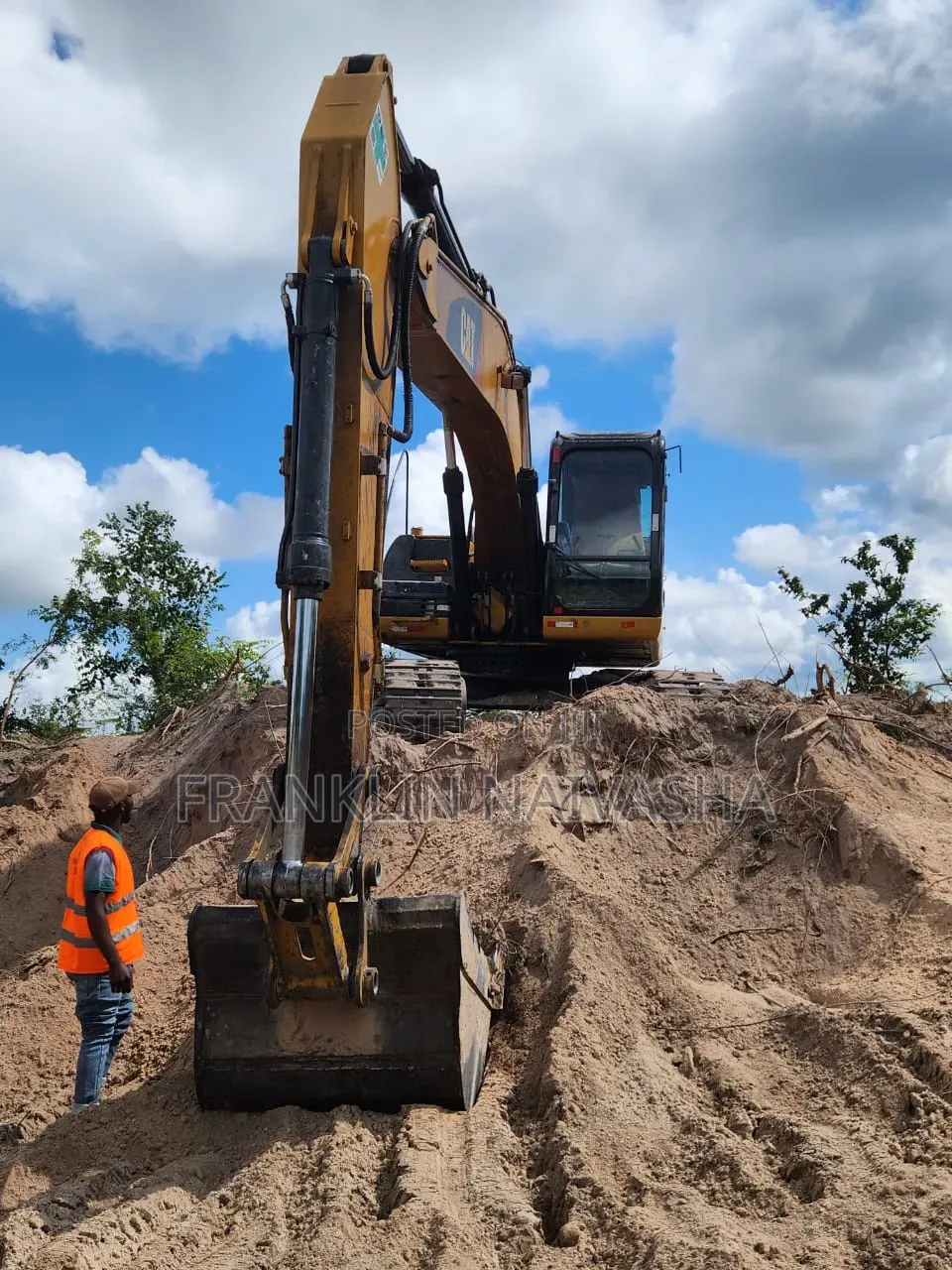 Caterpillar Excavator 320d for Sale