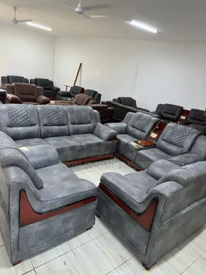 Sofa Sets Ya 3,2,1,1 Simple Na Aina Ya Chepe