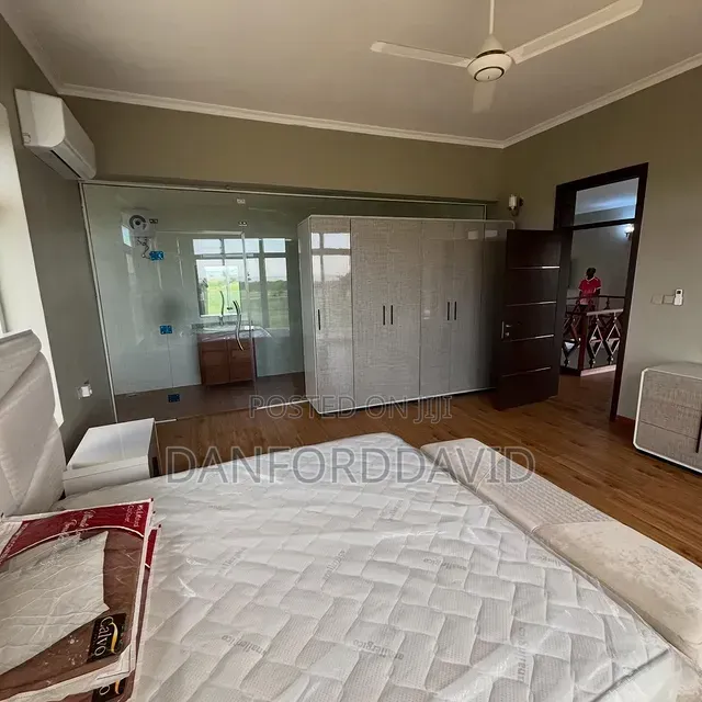 5bdrm House in Kahwa Real Estate, Kunduchi for rent