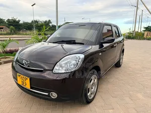 Mazda Verisa 2010 Black