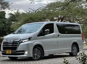Toyota Quantum 2019 Silver