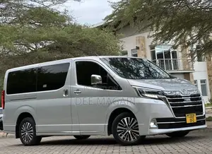 Toyota Quantum 2019 Silver