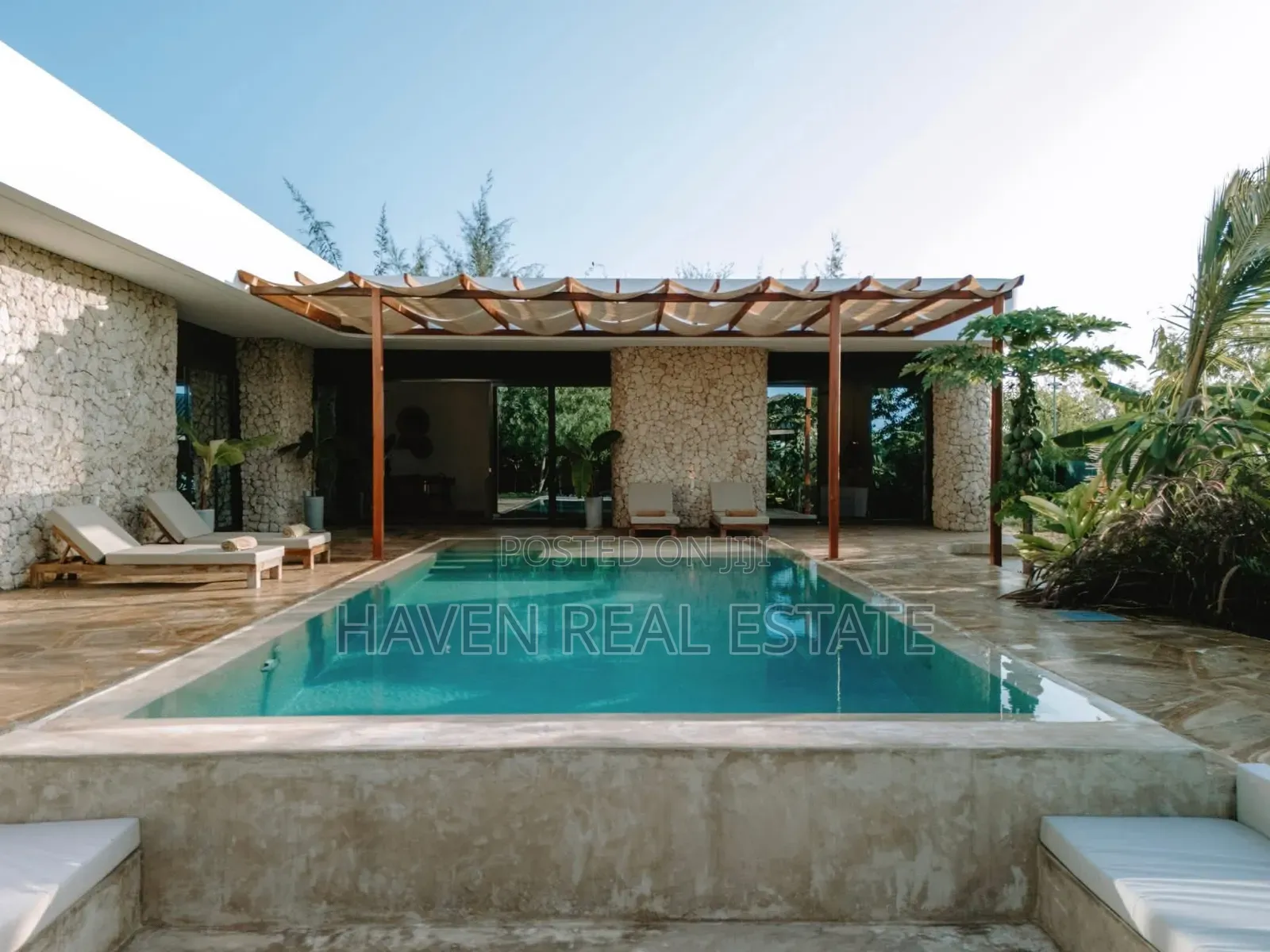 Furnished 3bdrm Villa in Kaskazini A for sale