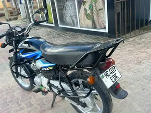 TVS HLX 125 2025 Black