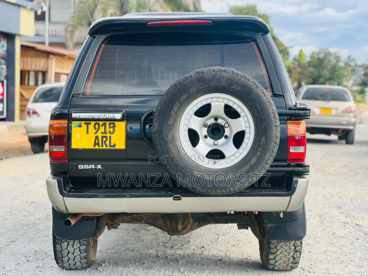 Toyota Hilux Surf 1999 Black