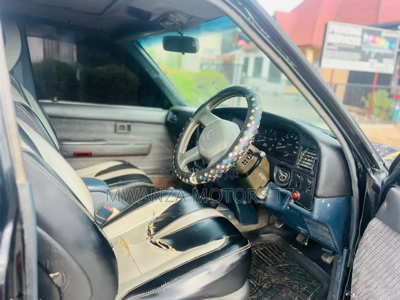 Toyota Hilux Surf 1999 Black