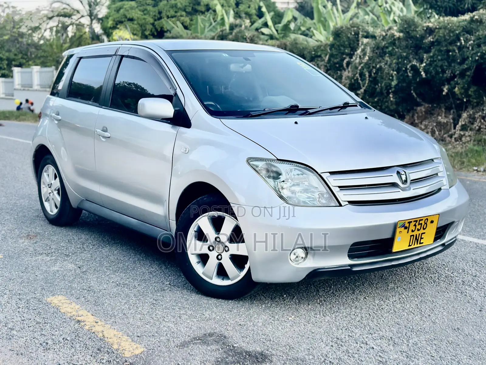 Toyota IST 2005 Silver