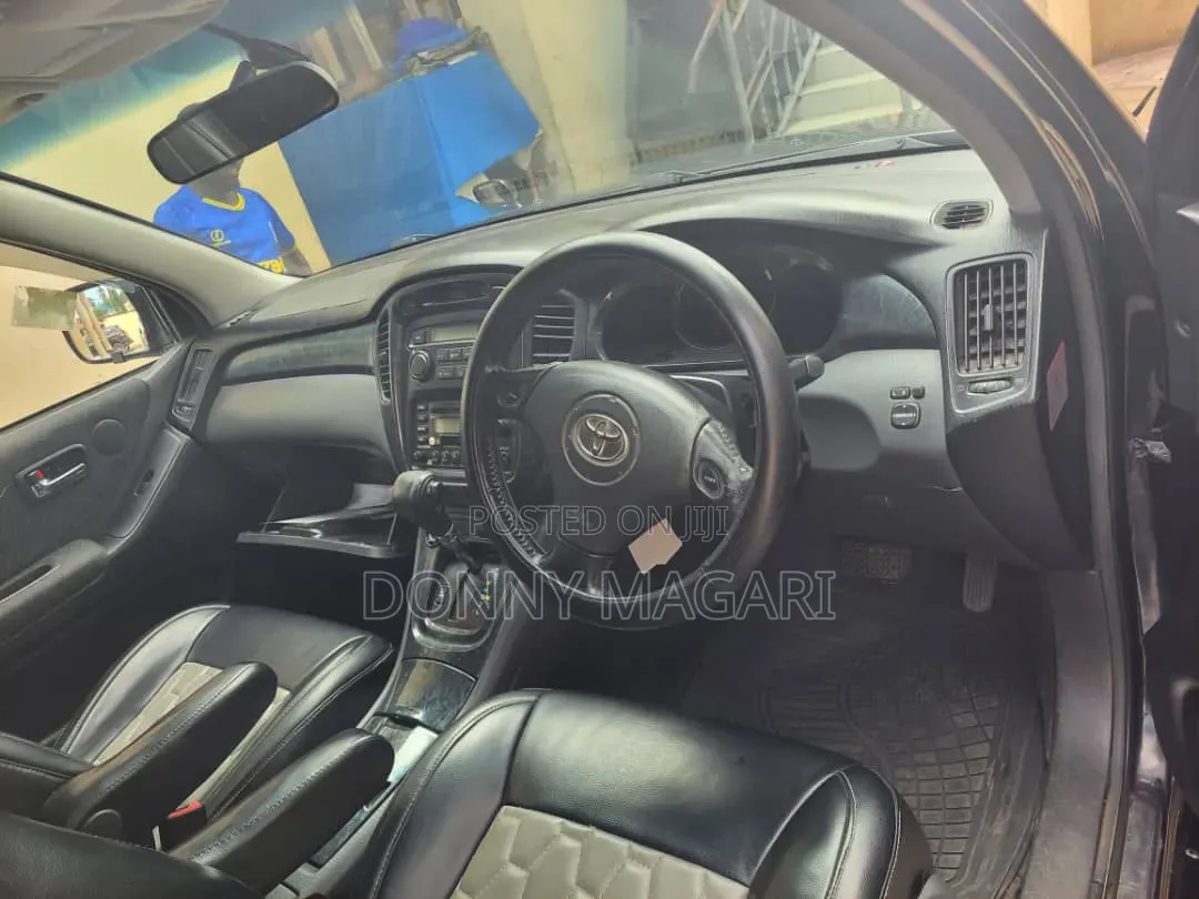 Toyota Kluger 2006 Black