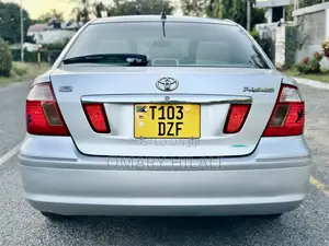 Toyota Premio 2005 Silver