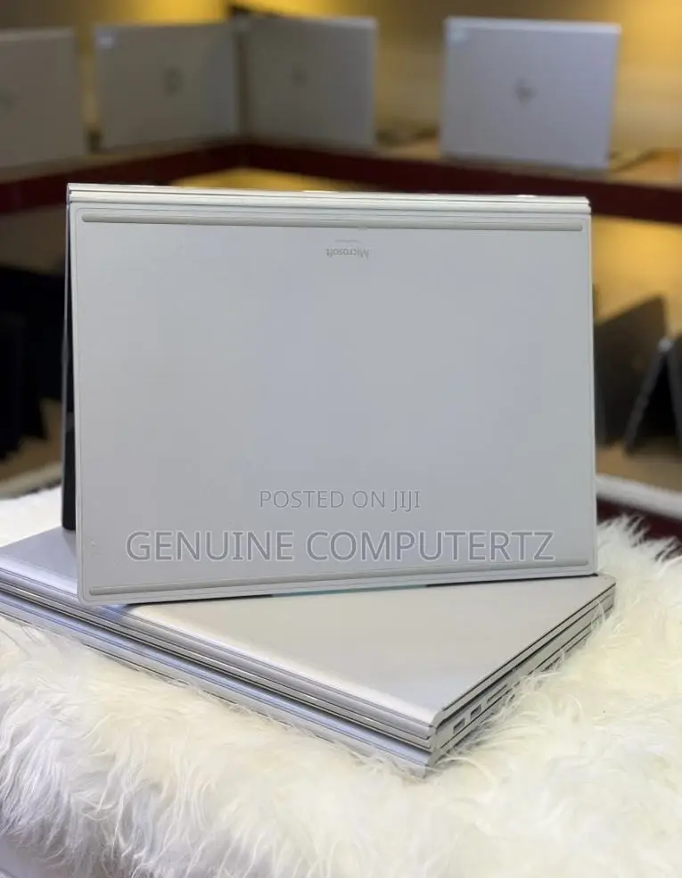 Laptop Microsoft Surface Book 2 16GB Intel Core i7 SSD 1T