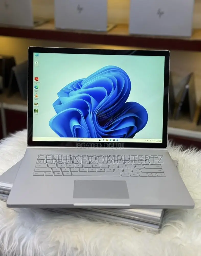Laptop Microsoft Surface Book 2 16GB Intel Core i7 SSD 1T