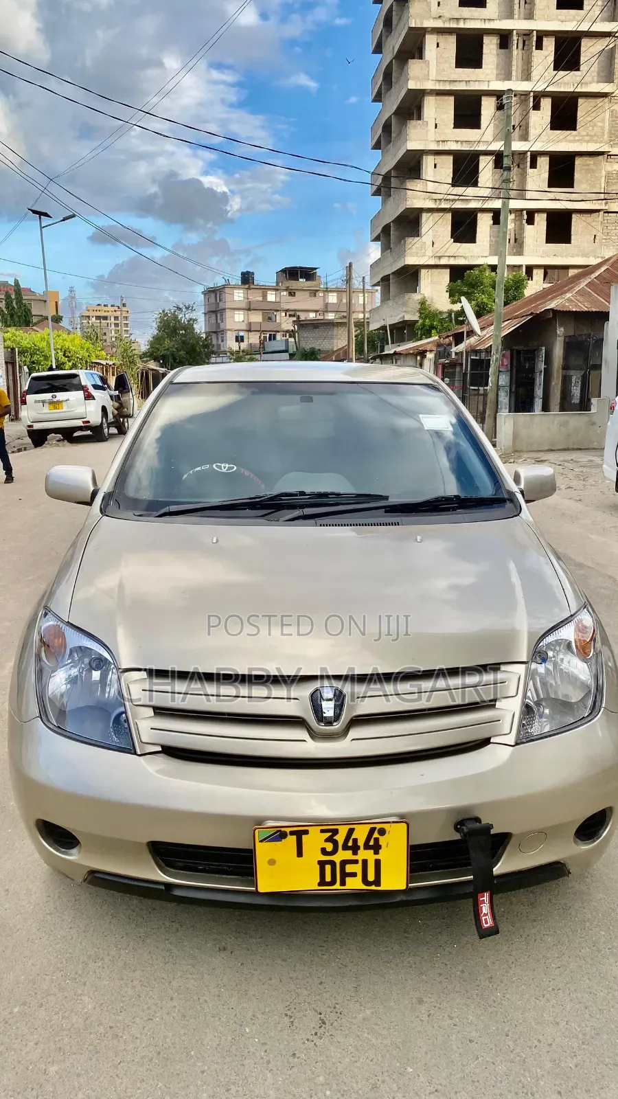 Toyota IST 2004 Gold