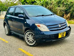 Toyota IST 2003 Blue