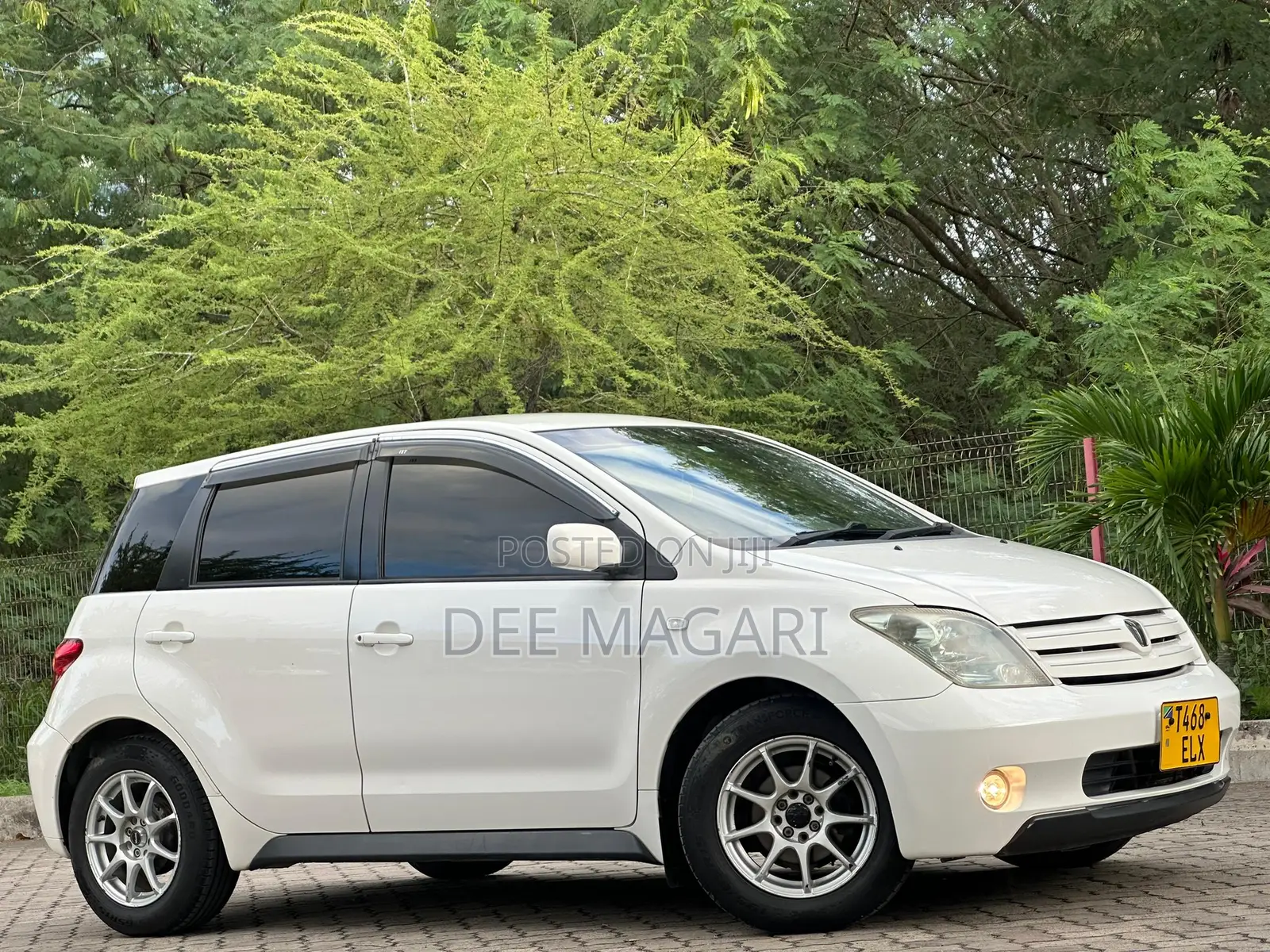 Toyota IST 2004 White