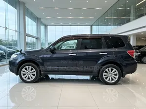 Subaru Forester 2011 Black