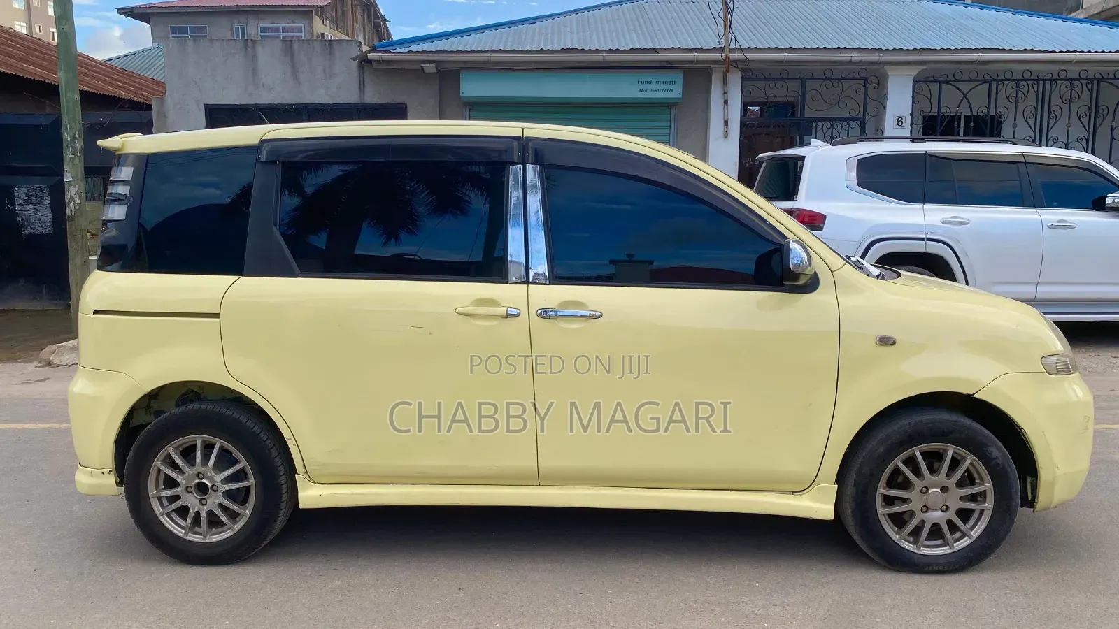 Toyota Sienta 1.5 FWD 2006 Yellow