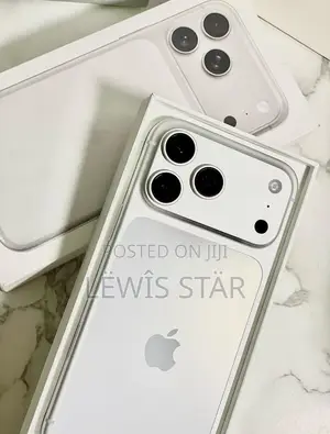 New Apple iPhone 17 Pro Max 256 GB Silver