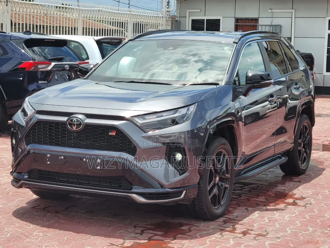 New Toyota RAV4 Plug-In Hybrid 2025 Gray