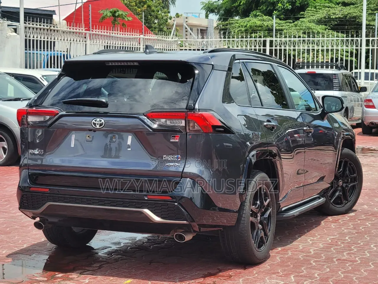New Toyota RAV4 Plug-In Hybrid 2025 Gray