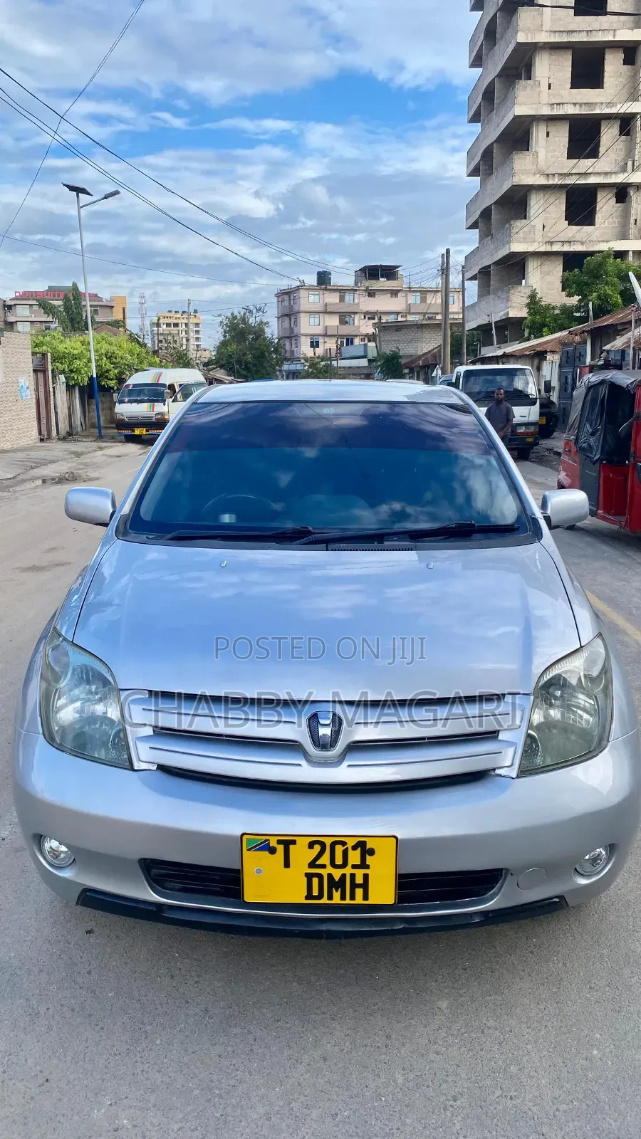 Toyota IST 2004 Silver