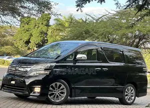 Toyota Vellfire 2011 Black
