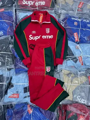 Supreme Collaborated With Umbro Fleece Zip-Up Jackets Available