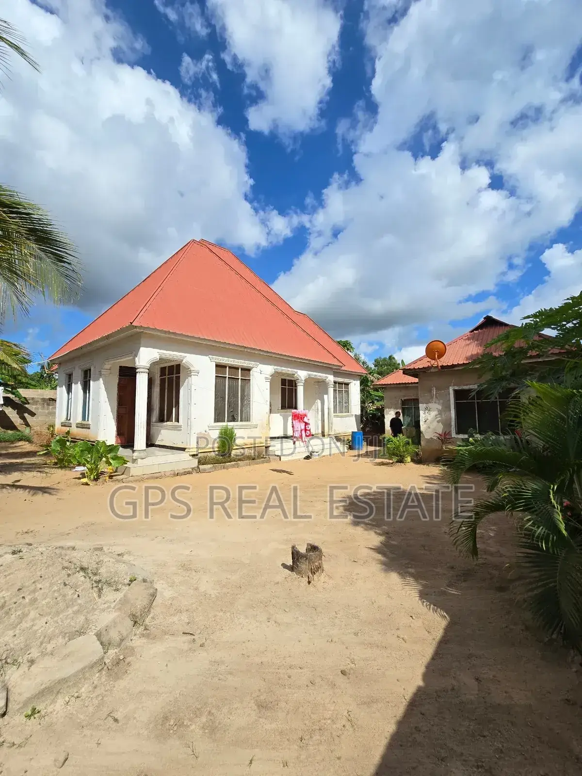 3bdrm House in Kwa Mathias, Maili Mmoja for sale