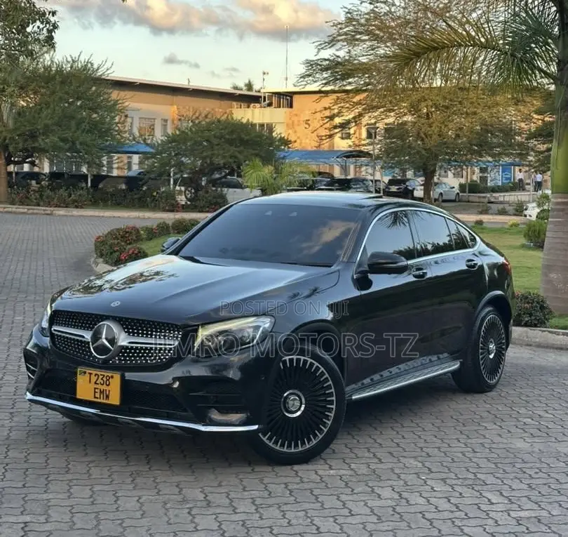 Mercedes-Benz GLC-Class 2017 Black