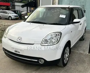 Mazda Verisa 2010 White