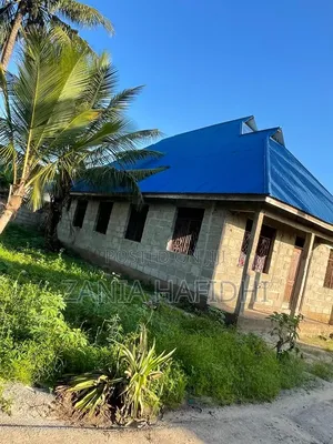 8bdrm House in Chanika for sale