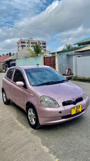 Toyota Vitz 1.0 FWD 5dr 2000 Pink