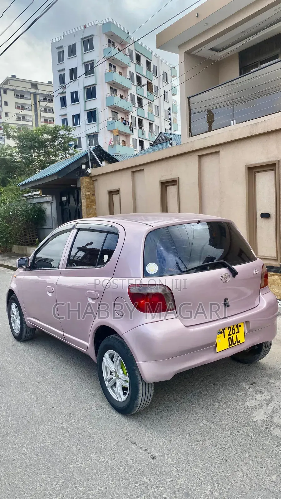 Toyota Vitz 1.0 FWD 5dr 2000 Pink