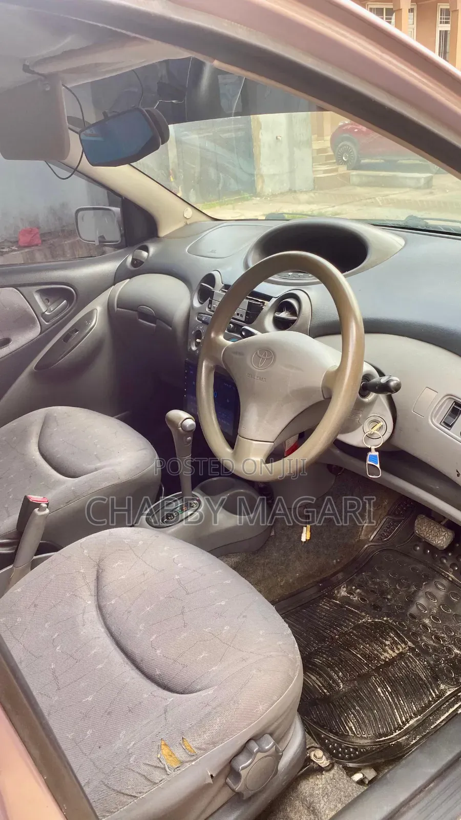Toyota Vitz 1.0 FWD 5dr 2000 Pink