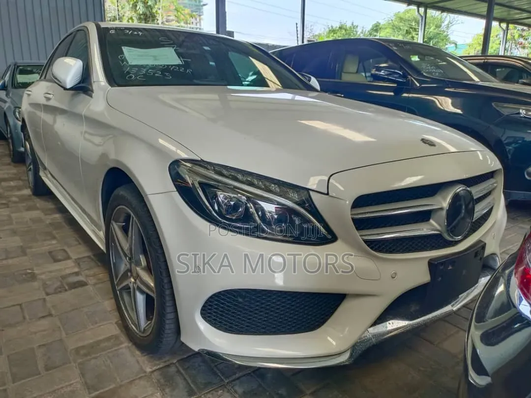 Mercedes-Benz C200 2015 White