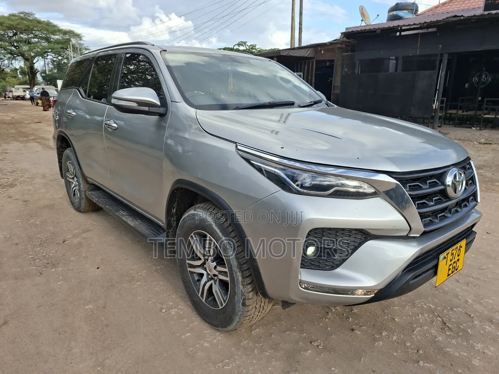 Toyota Fortuner 2022 Gray